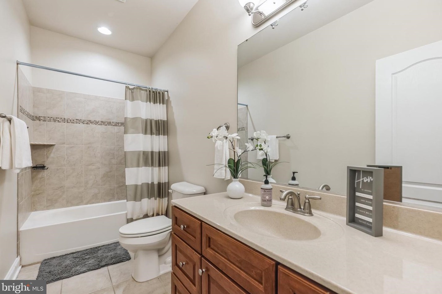 967 Folkstone Dr, Huntingtown MD  20639-2351 exterior