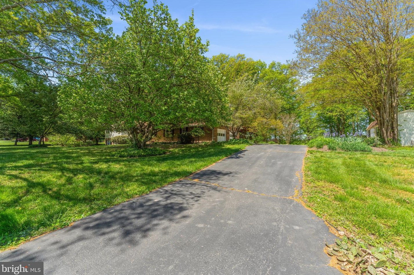 12730 Springfield Ct, Dunkirk, MD 20754-9769