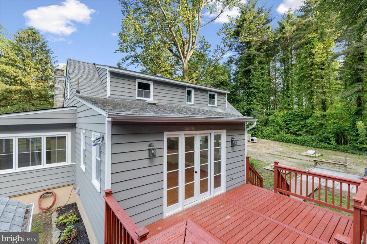 1100 Plum Point Rd, Huntingtown MD  20639-9247 exterior