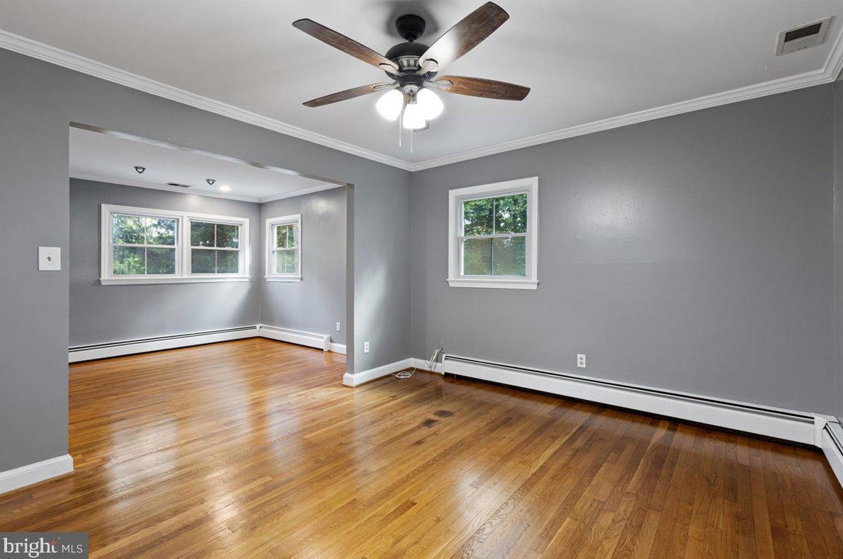 1100 Plum Point Rd, Huntingtown MD  20639-9247 exterior