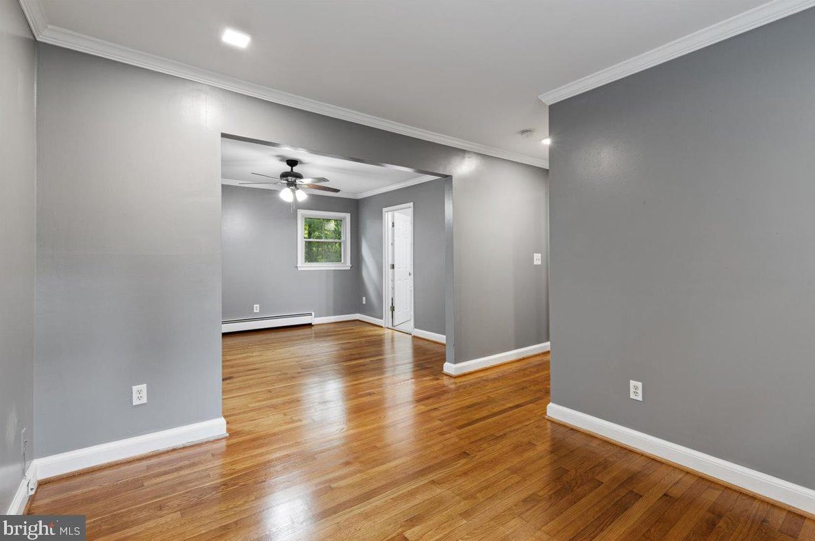 1100 Plum Point Rd, Huntingtown MD  20639-9247 exterior