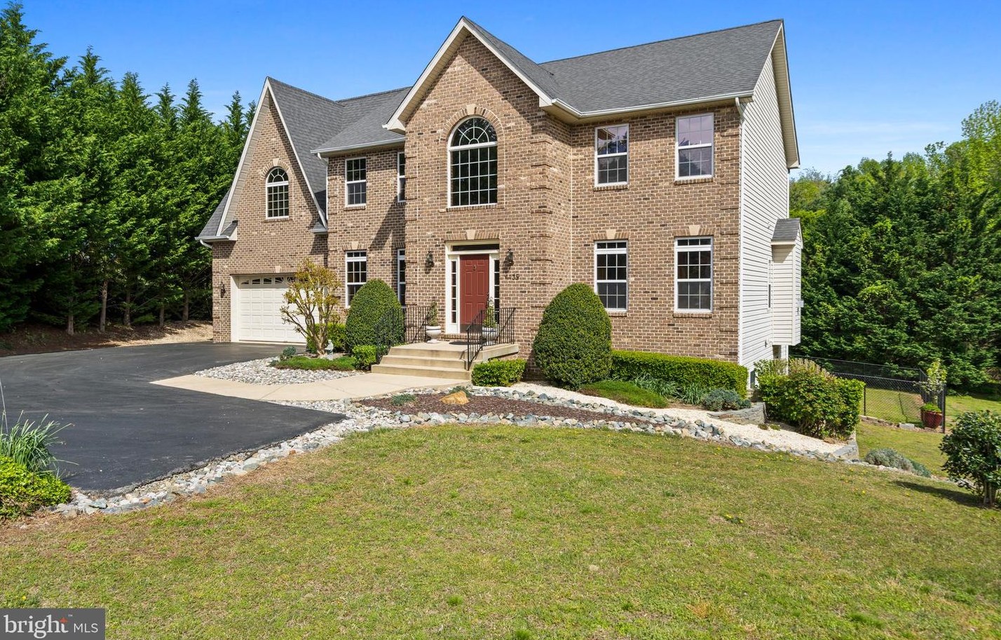 4435 Dairy Barn Dr, Huntingtown, MD 20639-4308