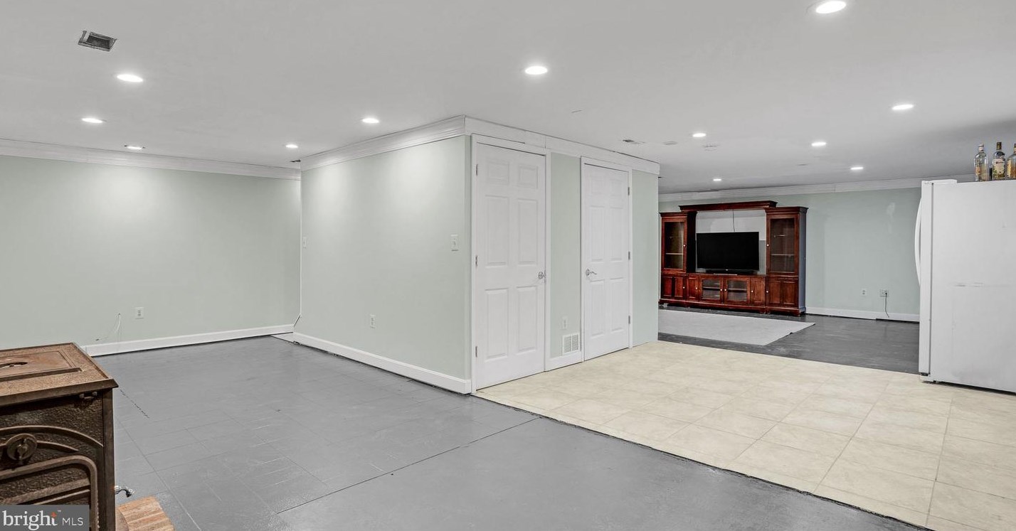 6641 Greenhill Ct, Huntingtown MD 20639-3210 exterior