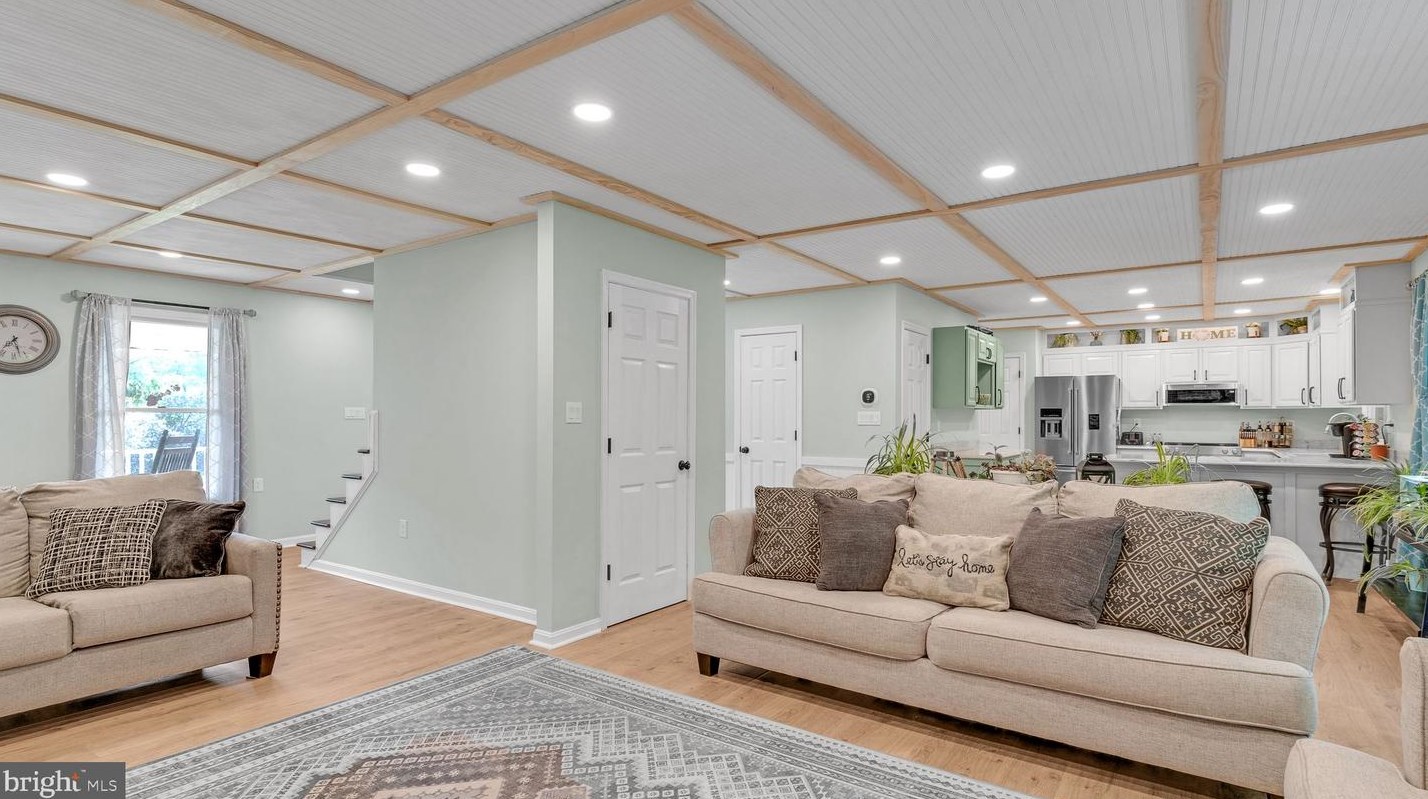 6641 Greenhill Ct, Huntingtown MD 20639-3210 exterior