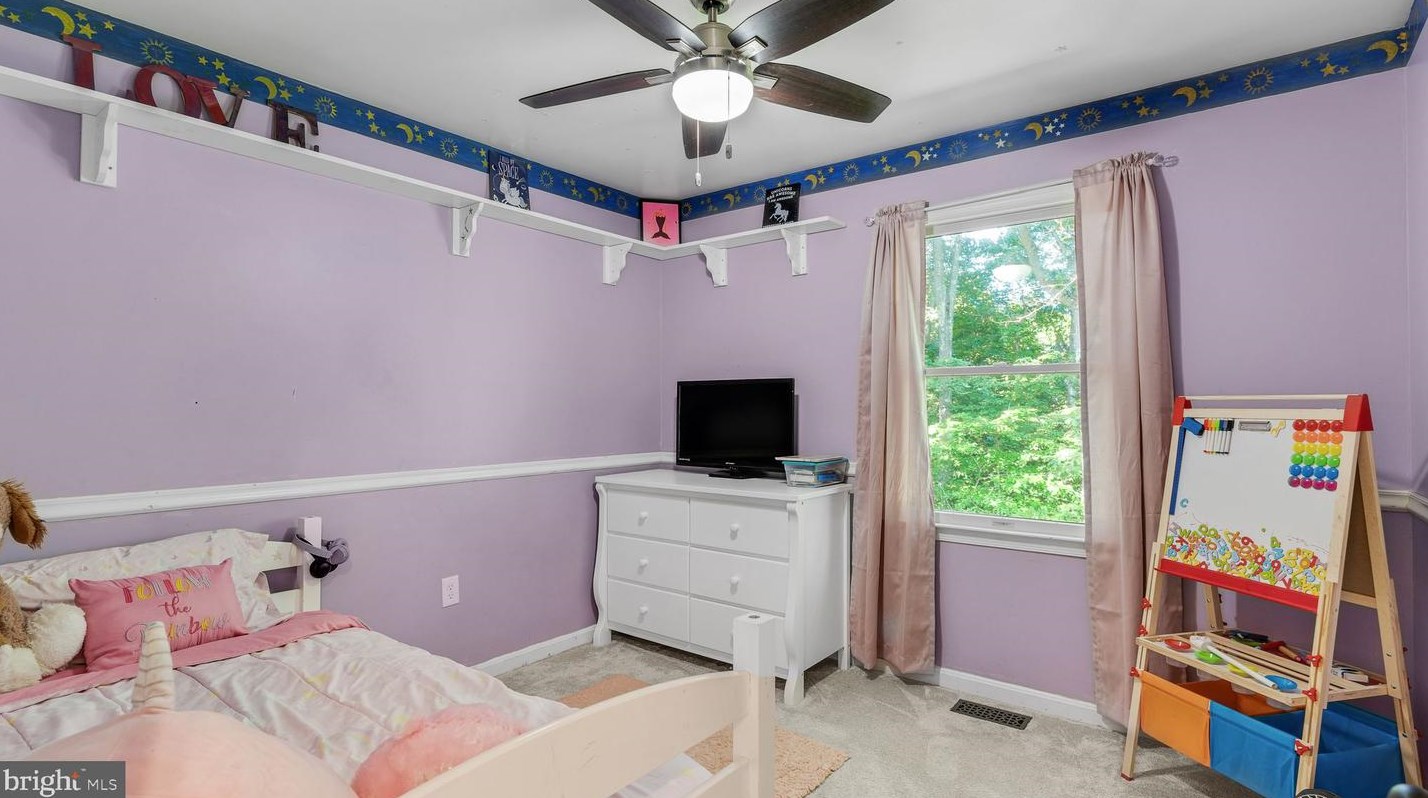 6641 Greenhill Ct, Huntingtown MD 20639-3210 exterior