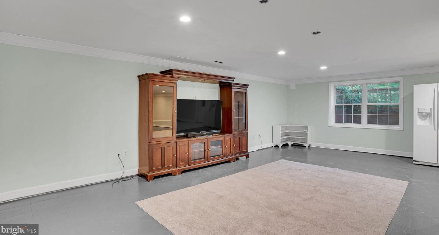 6641 Greenhill Ct, Huntingtown MD 20639-3210 exterior