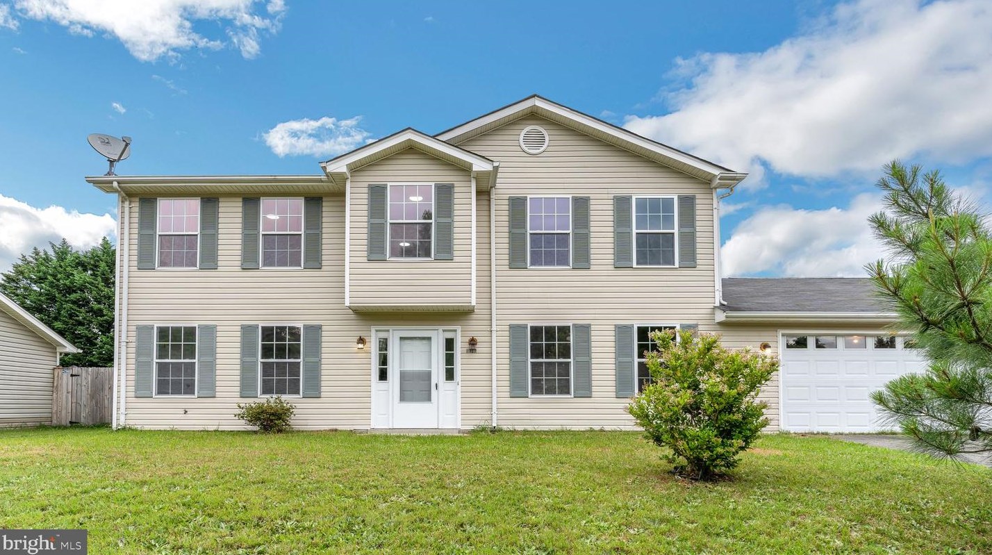11346 H G Trueman Rd, Lusby, MD 20657