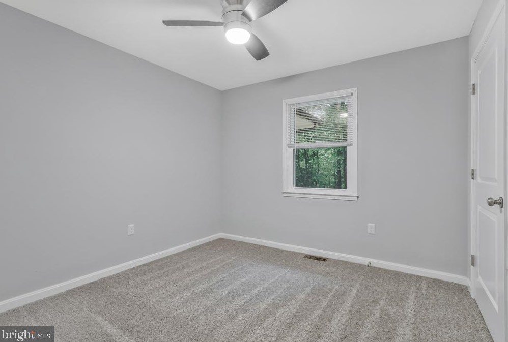 5550 Stephen Reid Rd, Huntingtown MD 20639-9771 exterior