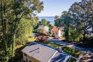 3706 Bayview Dr, Chesapeake Beach, MD 20732 - Photo 2