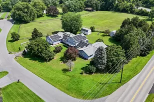 9201 Owings Manor Ct, Owings, MD 20736 - Photo 4