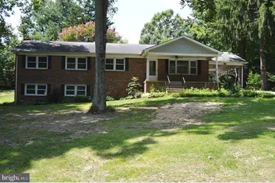 8814 Lafayette Drive, Owings, MD 20736 - Photo 2