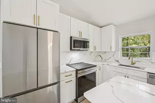 8815 Falling Leaf Dr, Owings, MD 20736 - Photo 4