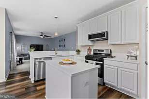 3235 Mills Pond Dr, Port Republic, MD 20676 - Photo 6