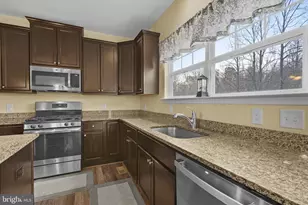 579 English Oak Ln, Prince Frederick, MD 20678 - Photo 6