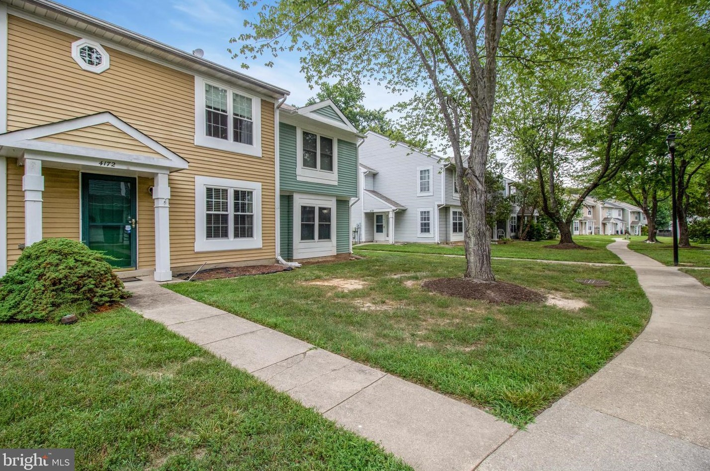 4172 Bluebird Dr, Waldorf, MD 20603