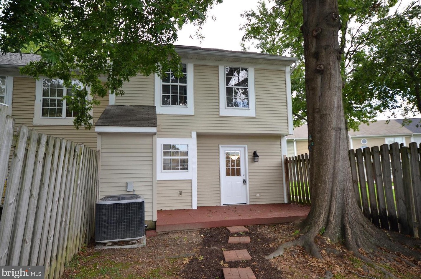 4075 Bluebird Dr, Waldorf, MD 20603-4569