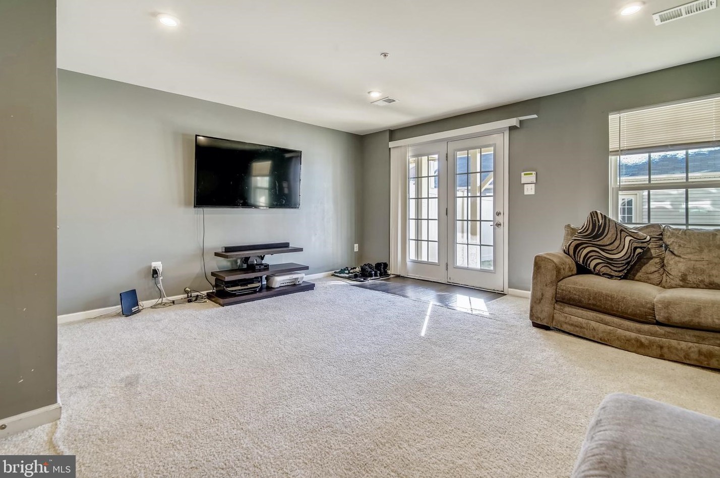 5593 Barnstormers Ln, Waldorf MD  20602-3281 exterior