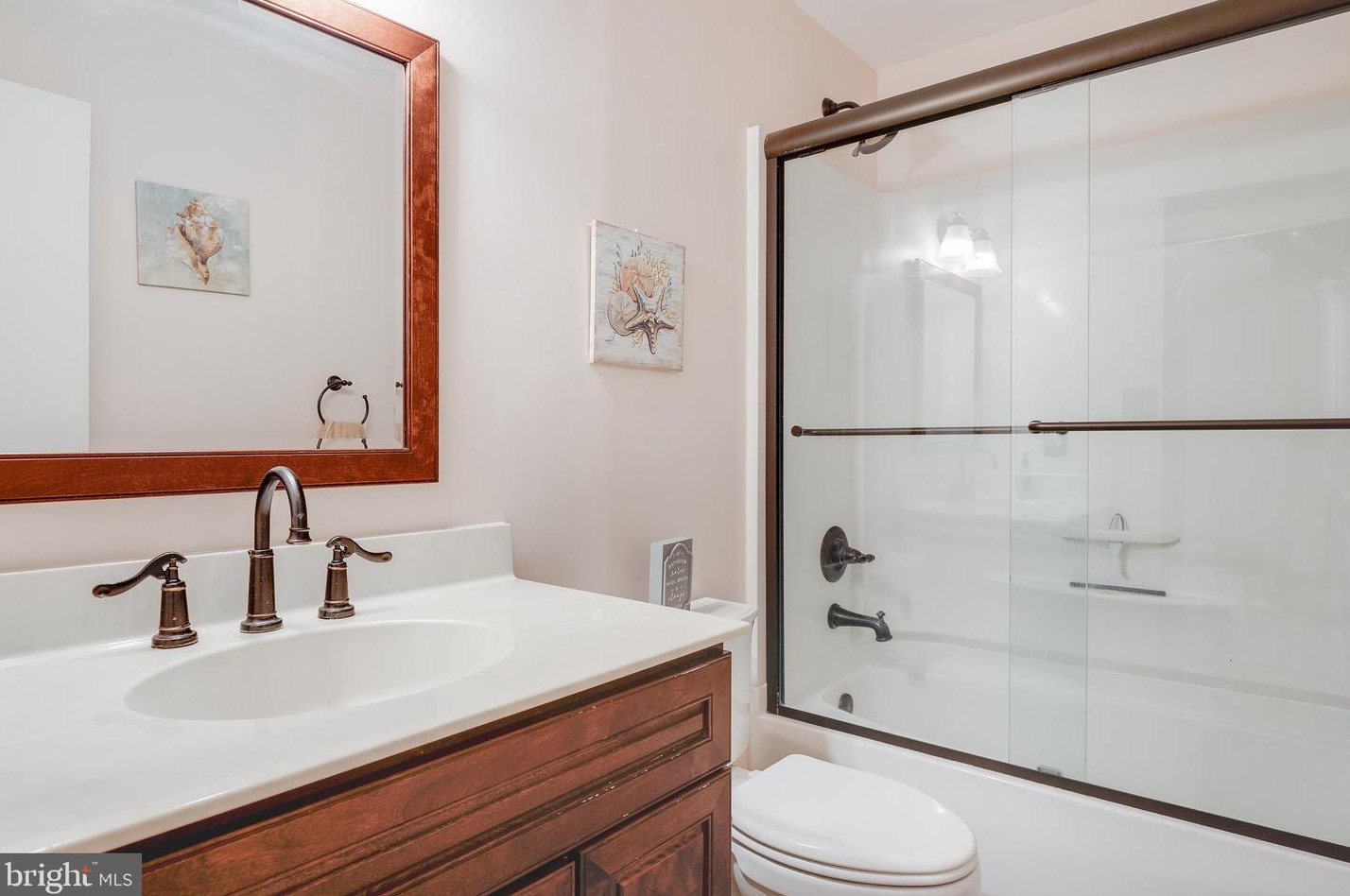 8305 Apple Creek Pl, Waldorf MD  20603-6118 exterior