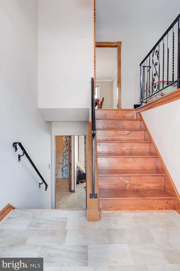 8305 Apple Creek Pl, Waldorf MD  20603-6118 exterior