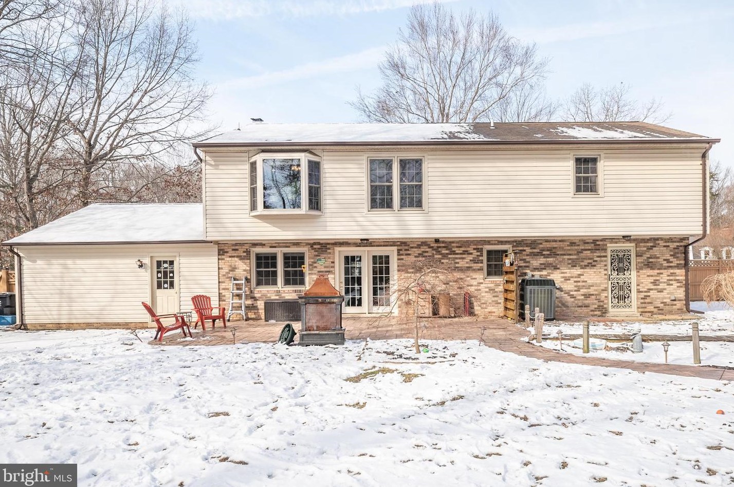 8305 Apple Creek Pl, Waldorf MD  20603-6118 exterior