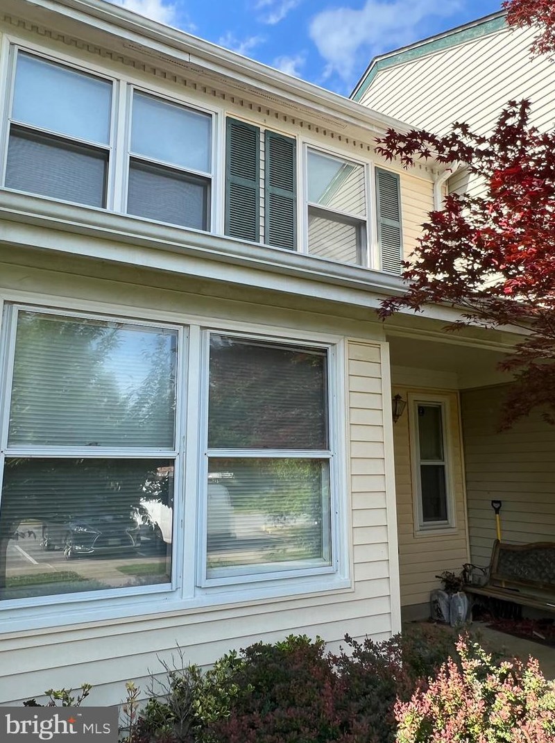18 Meadow Pl, Waldorf, MD 20601-2924