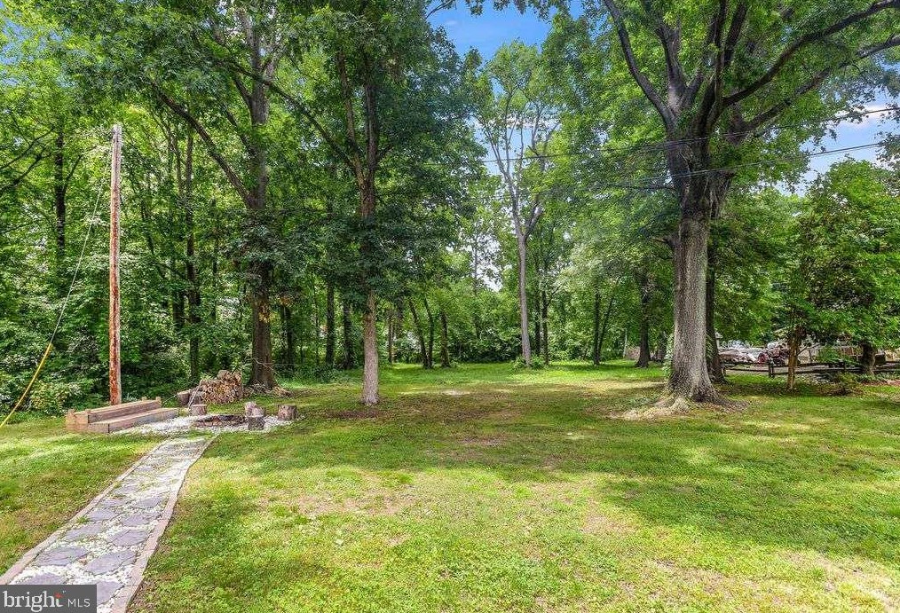 11607 Ter Dr, Waldorf MD  exterior