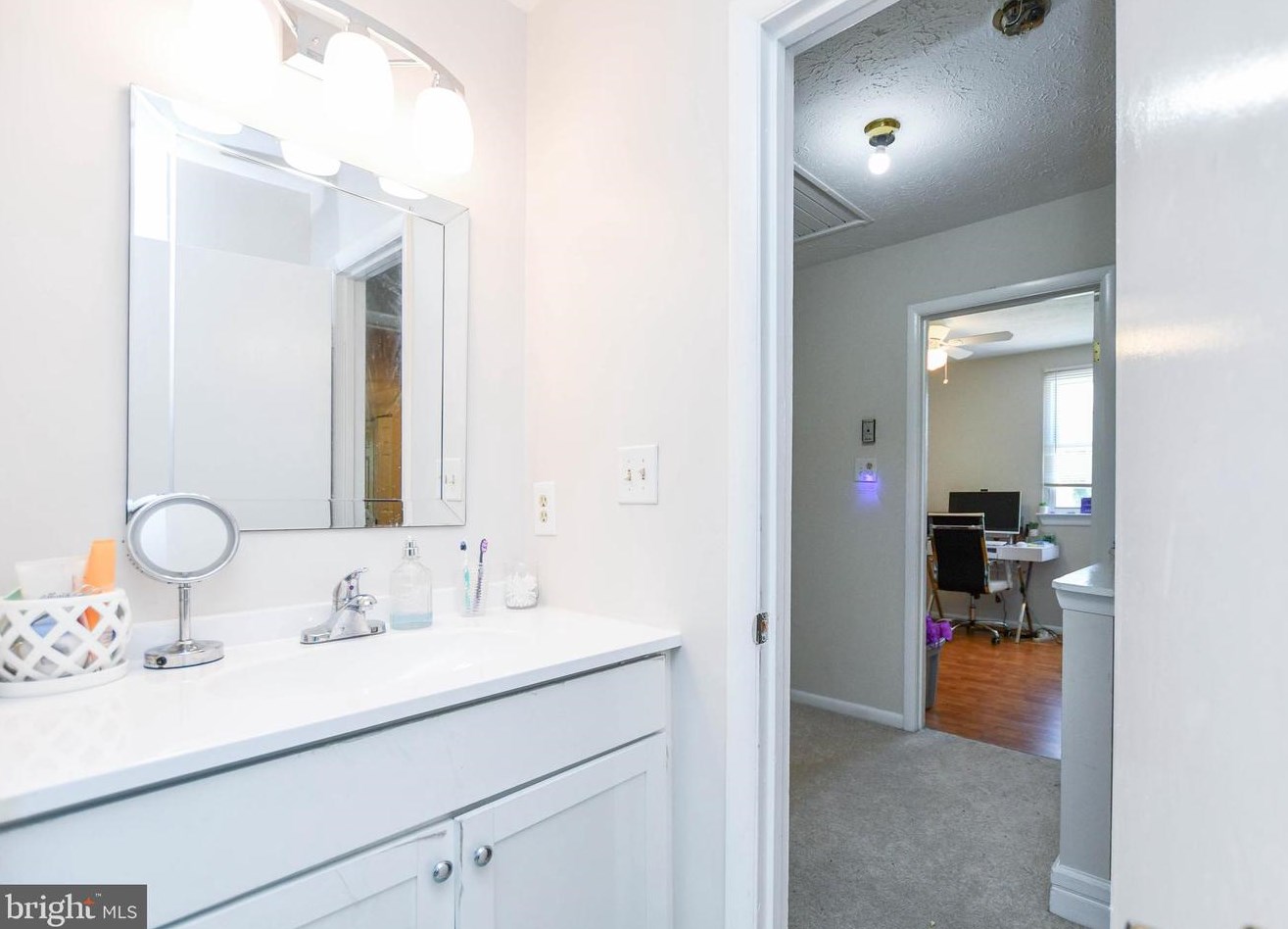 2182 Gothic Ct, Waldorf MD  20602-2226 exterior
