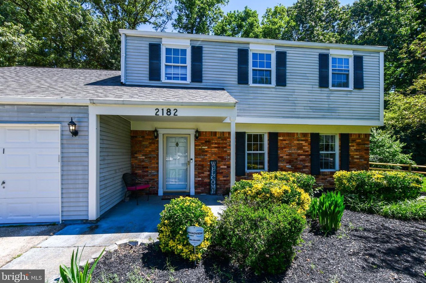 2182 Gothic Ct, Waldorf MD  20602-2226 exterior