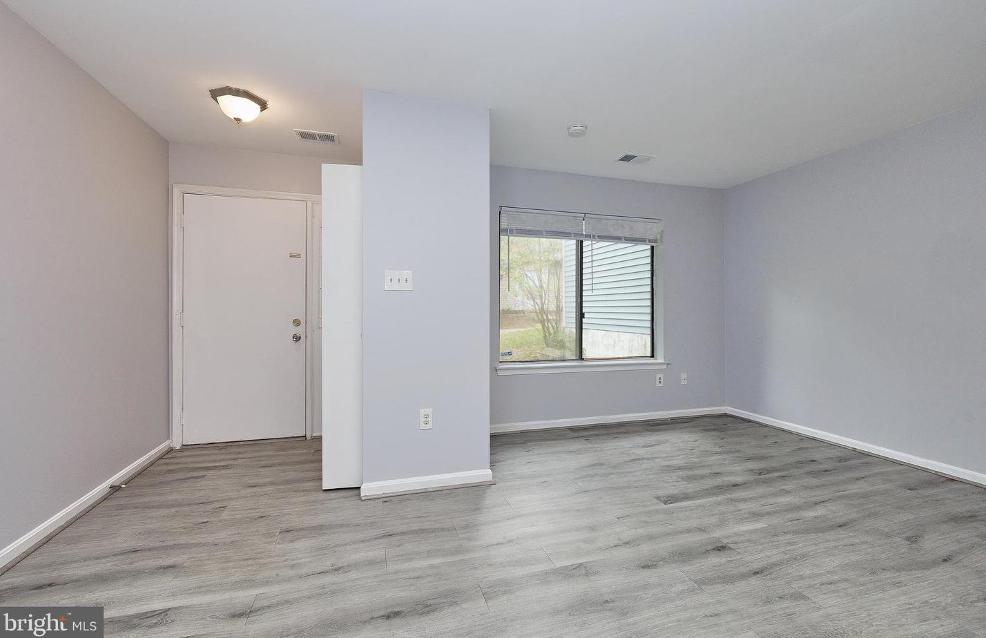 3035 Heathcote Rd, Waldorf, MD 20602-2515