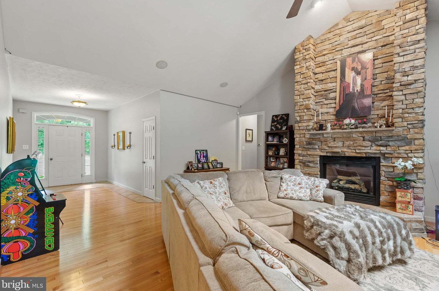 15715 Cloverleaf Ct, Hughesville MD  20637-2561 exterior