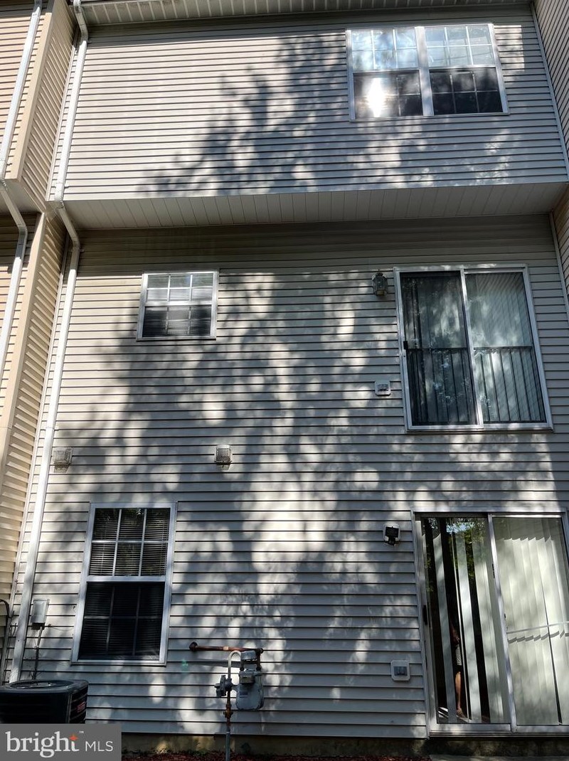 11948 Calico Woods Pl, Waldorf, MD 20601-7219