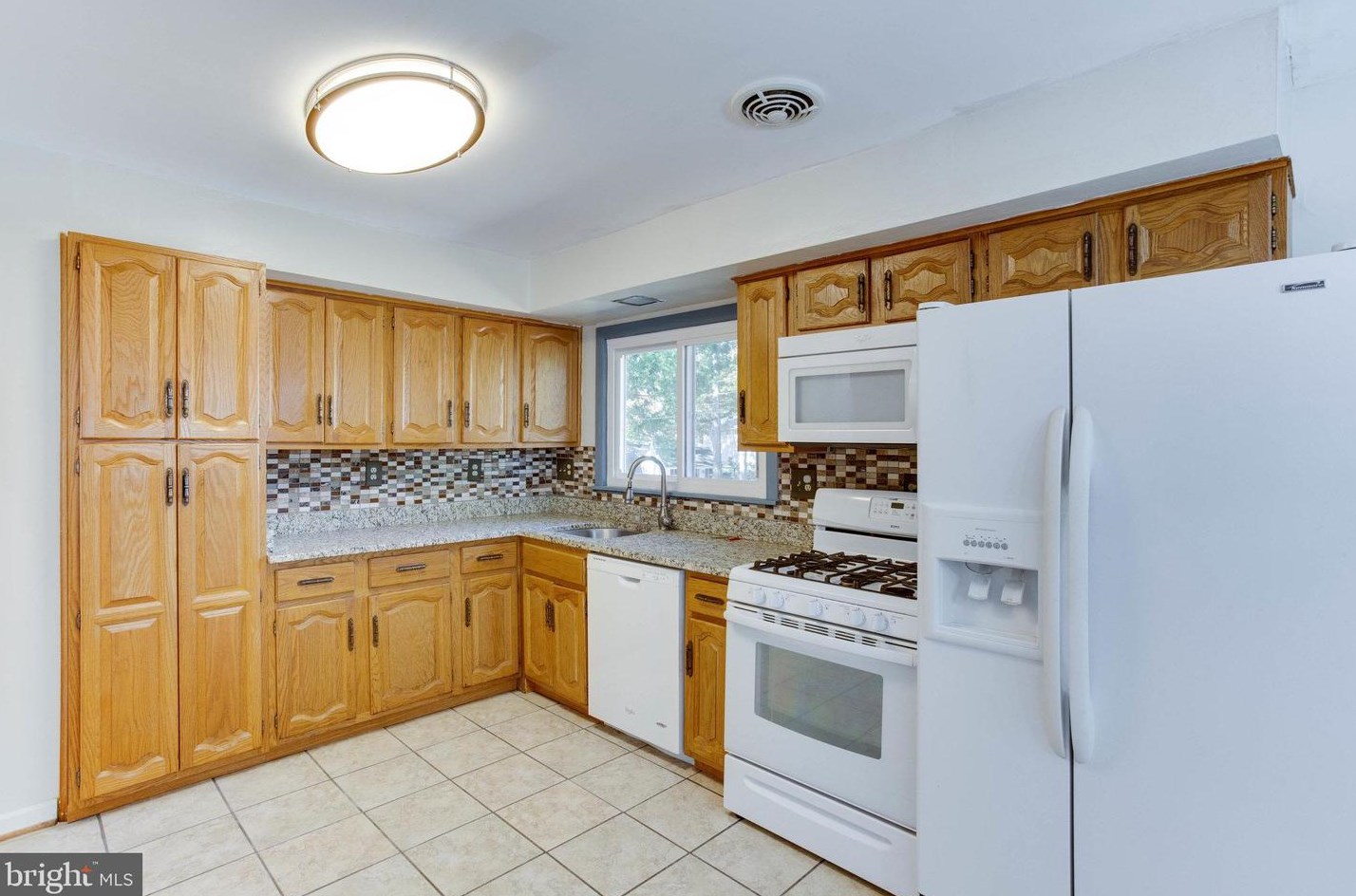 118 Jefferson Rd, Waldorf, MD 20602-2975