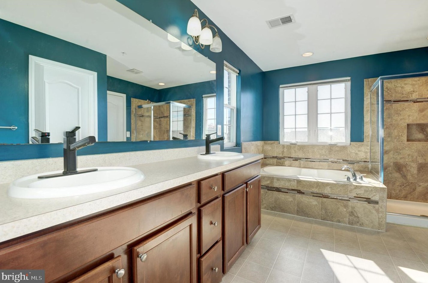 11713 Palm Desert Pl, Waldorf MD  20602-5195 exterior