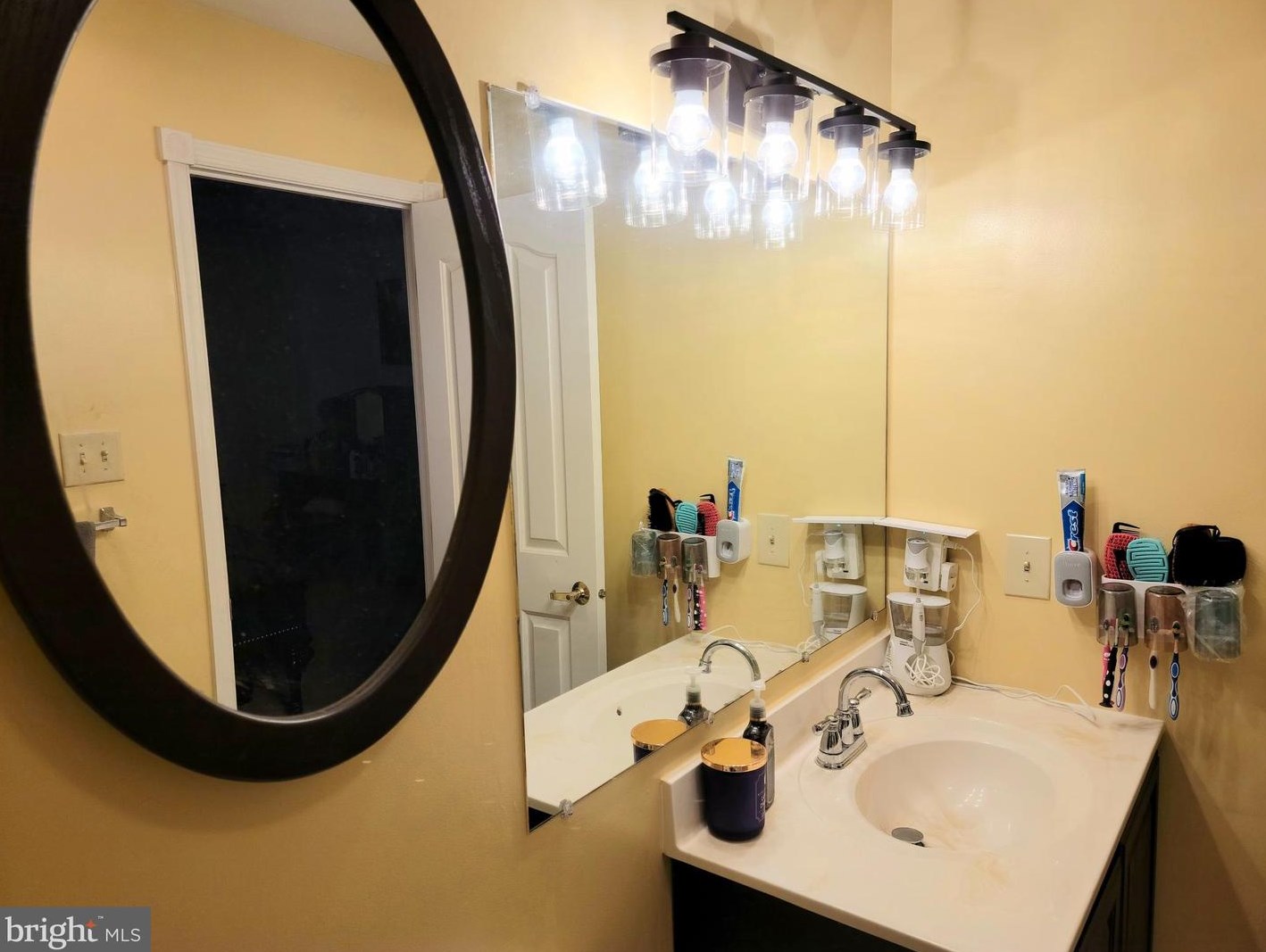 12445 Turtle Dove Pl, Waldorf MD  20602-1406 exterior