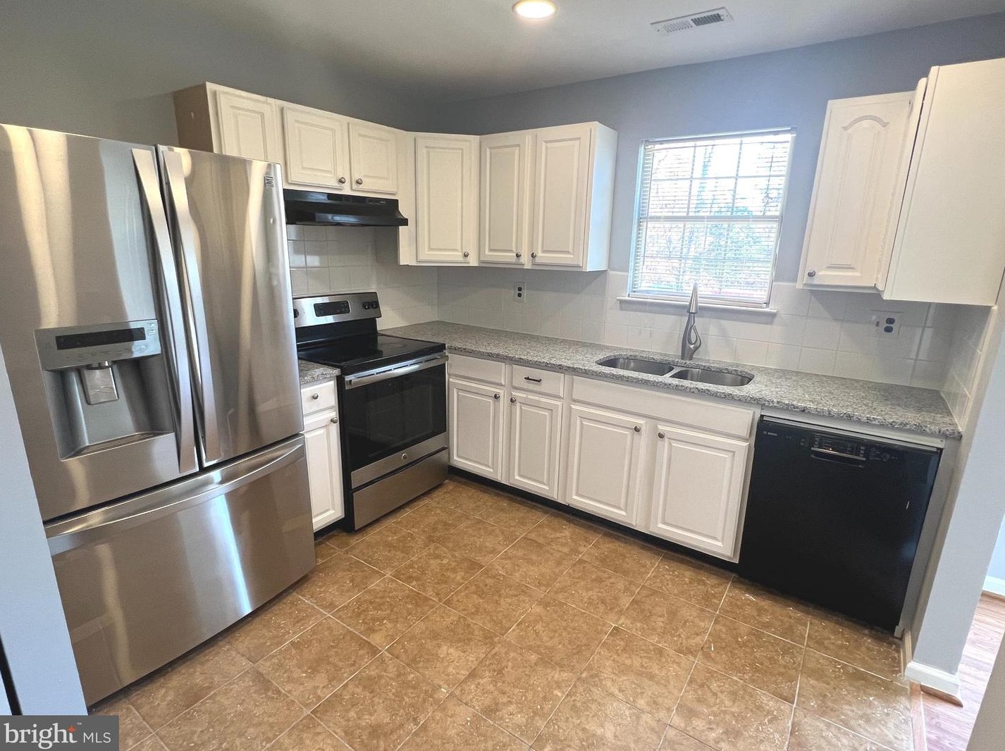 4262 Drake Ct, Waldorf MD  20603-4568 exterior