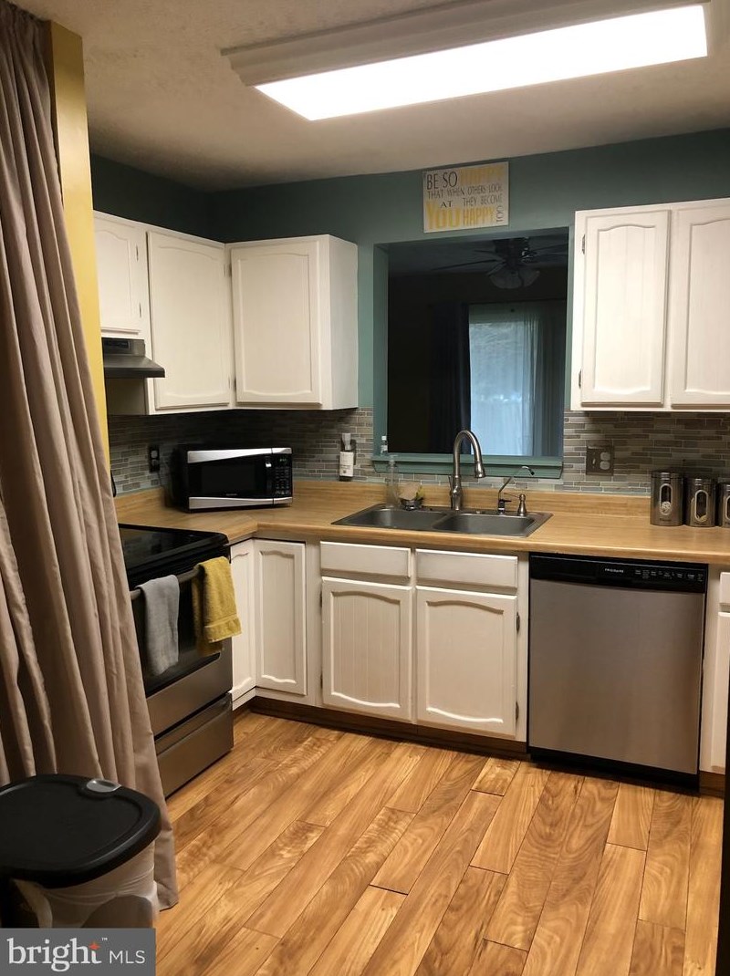 32 Kings Wharf Pl, Waldorf, MD 20602