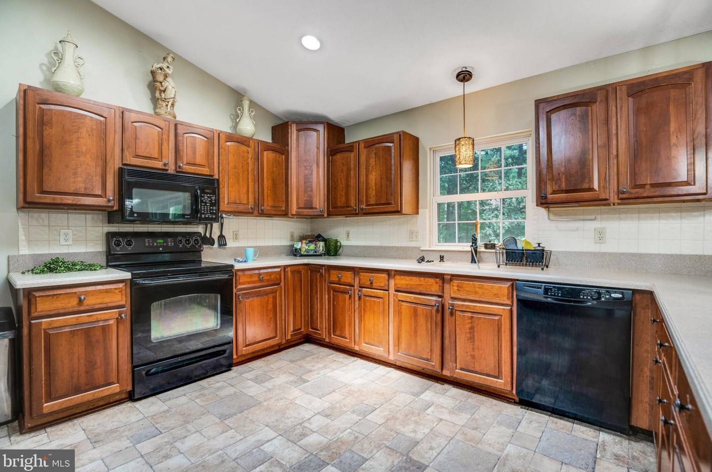 14750 Jennifer Ct, Issue, MD 20645