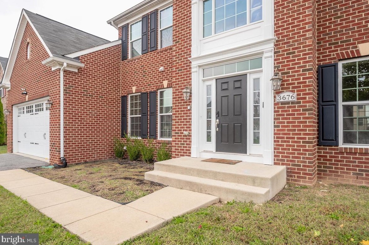 3676 Clairton St, Waldorf MD  20603-7004 exterior