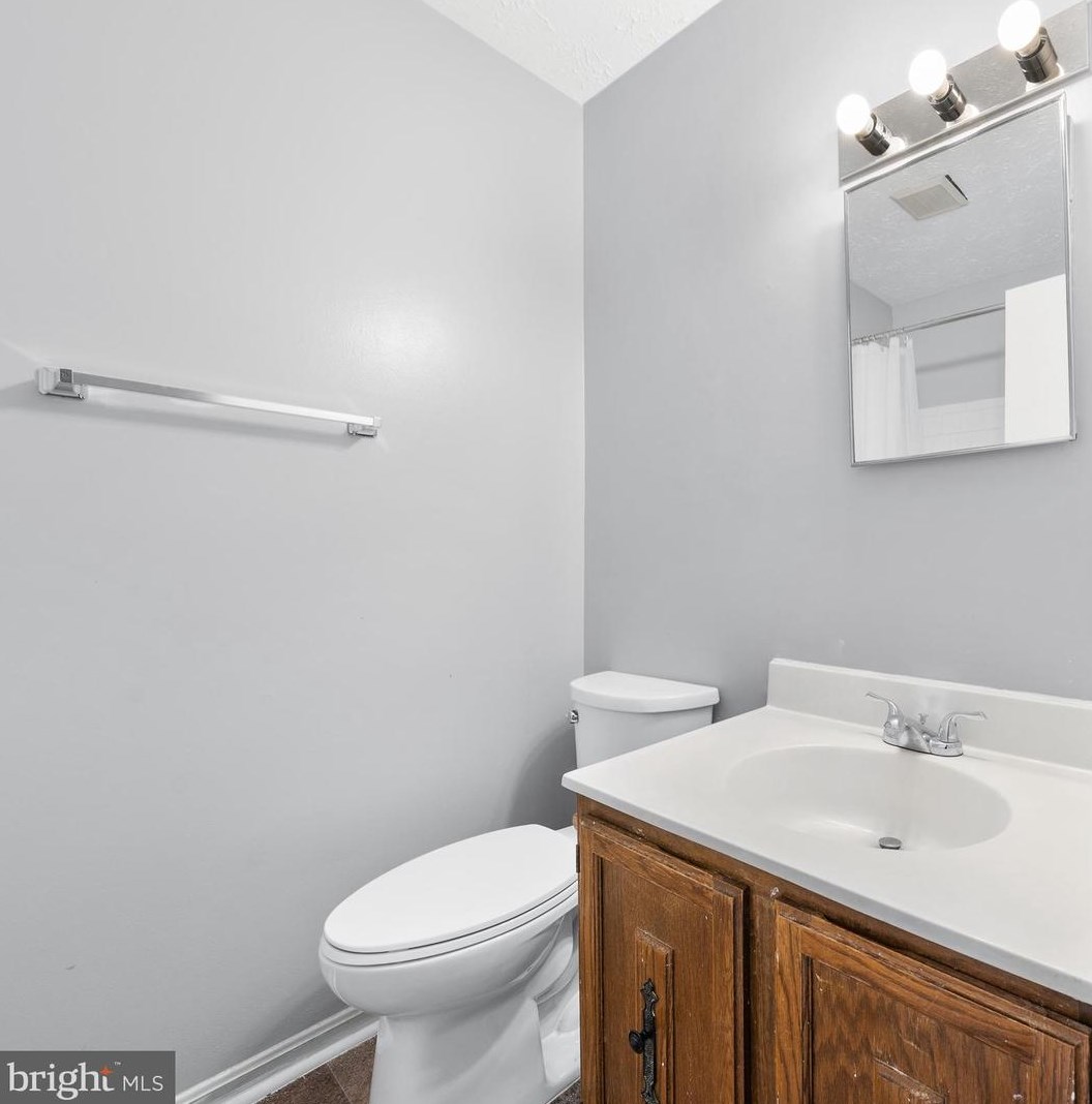 4208 Drake Ct, Waldorf MD  20603-4558 exterior