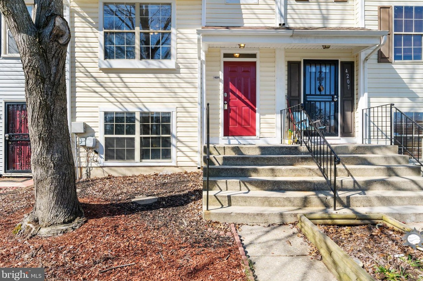 4208 Drake Ct, Waldorf MD  20603-4558 exterior