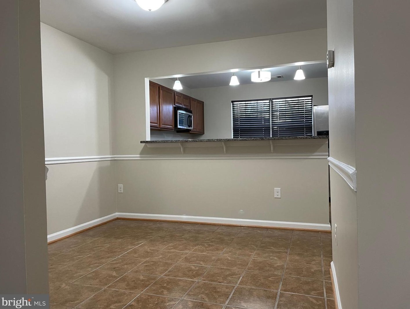 1648 Pin Oak Dr, Waldorf MD  20601-3532 exterior