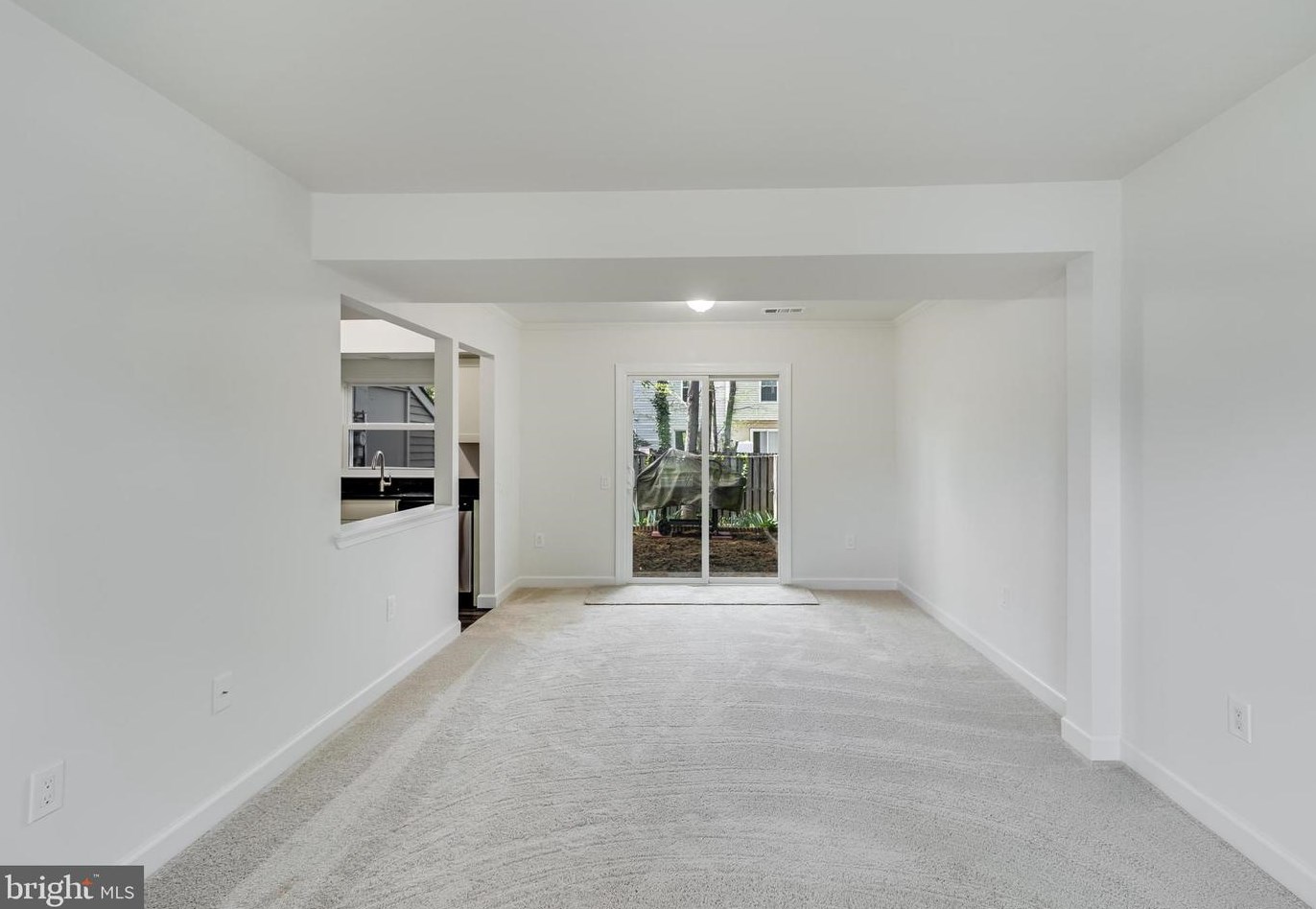 2633 Rooks Head Pl, Waldorf MD  20602-2056 exterior