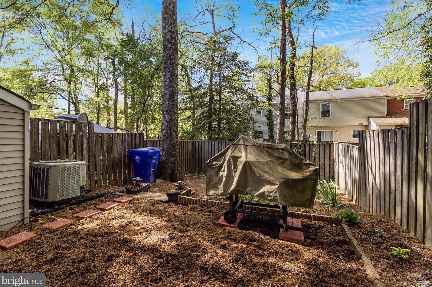 2633 Rooks Head Pl, Waldorf MD  20602-2056 exterior