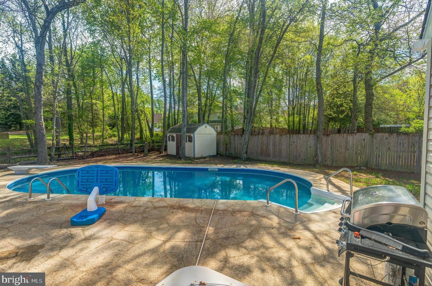 11642 Cygnet Dr, Waldorf MD  20601-2633 exterior