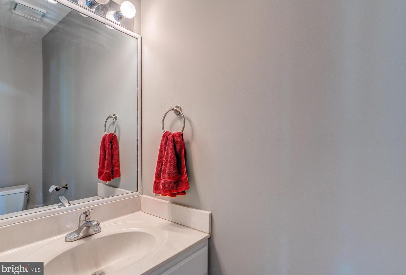 11642 Cygnet Dr, Waldorf MD  20601-2633 exterior