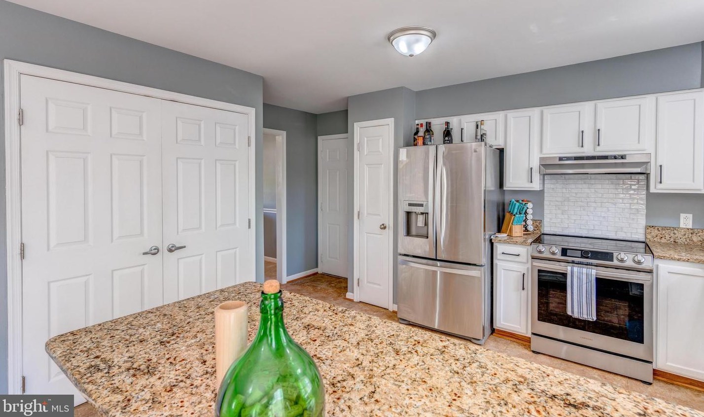 11642 Cygnet Dr, Waldorf MD  20601-2633 exterior