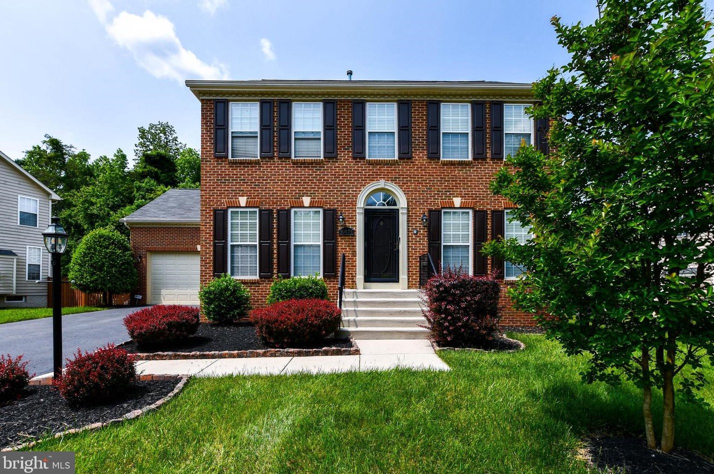 10571 Sourwood Ave, Waldorf, MD 20603-5730