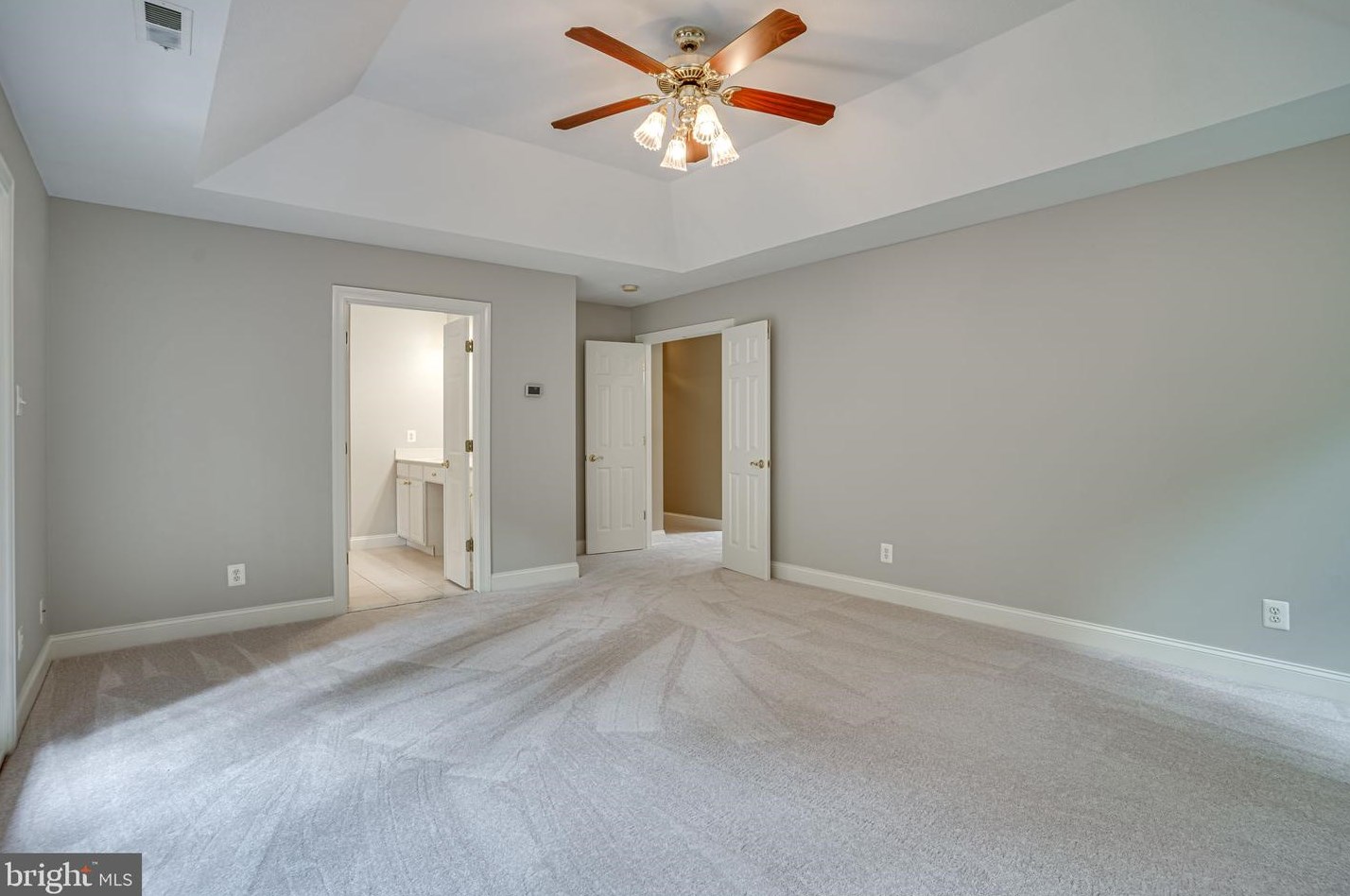 15660 Cloverleaf Ct, Hughesville MD  20637-2545 exterior