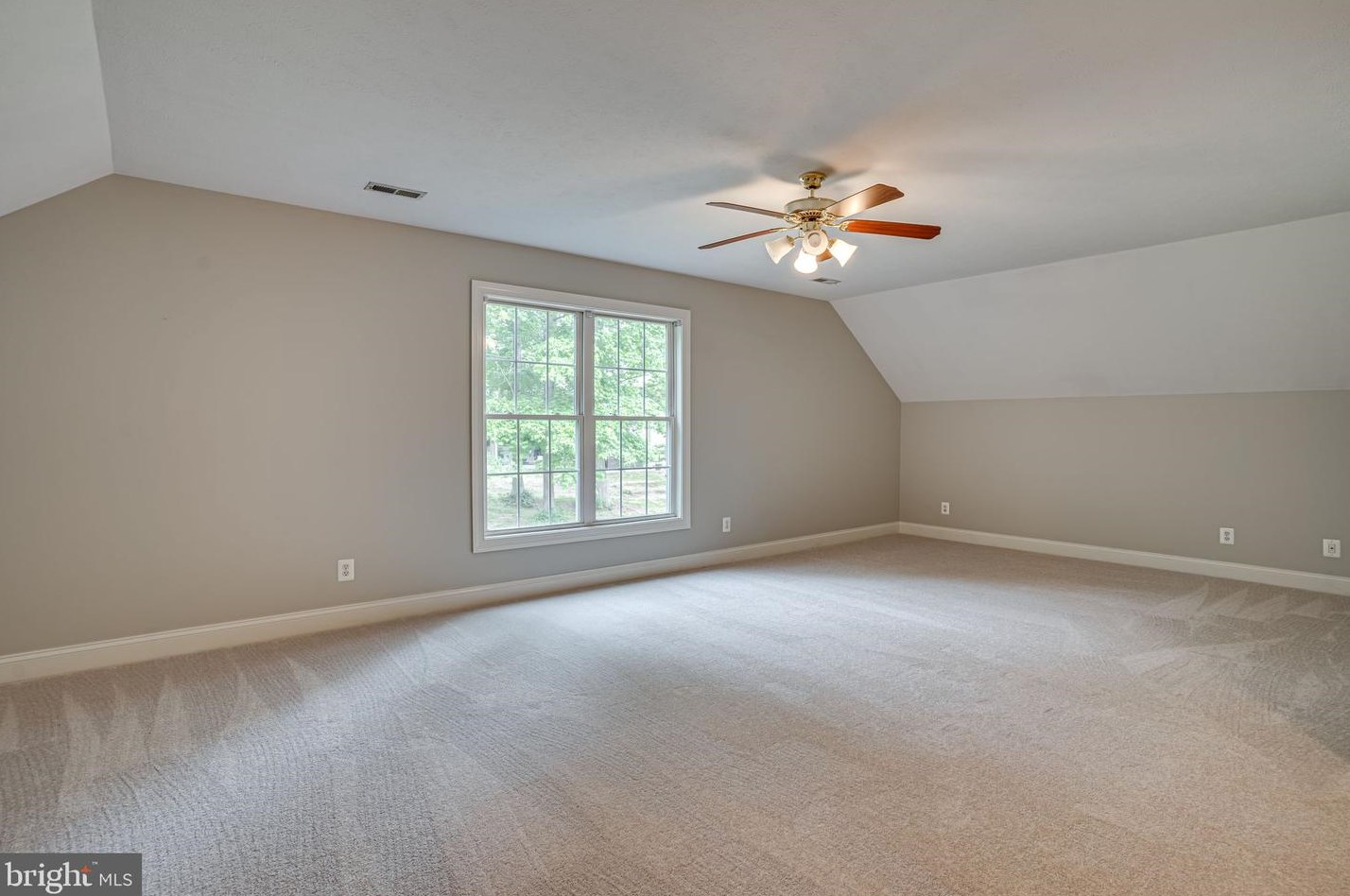 15660 Cloverleaf Ct, Hughesville MD  20637-2545 exterior