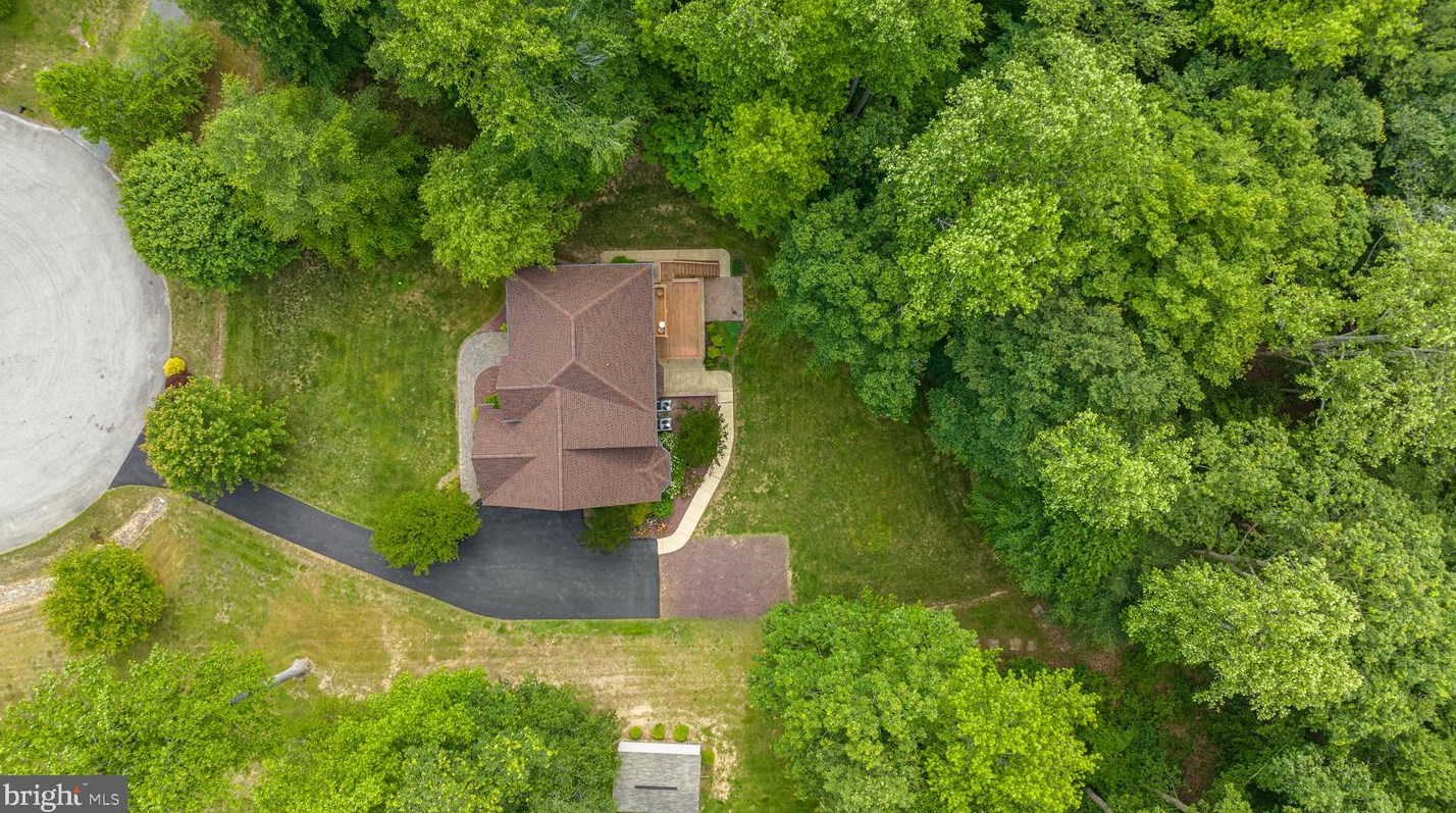 15660 Cloverleaf Ct, Hughesville MD  20637-2545 exterior